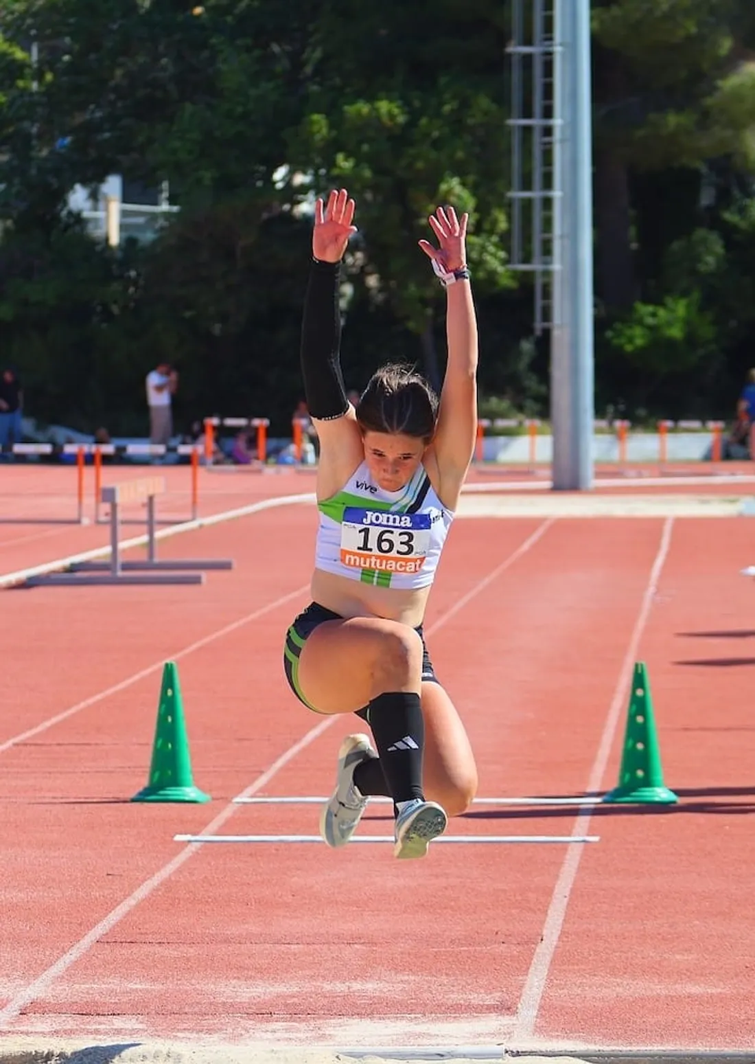 Una plata amb gust d'or: Agnès Calvo es proclama subcampiona de Catalunya Sub-16 en Triple Salt